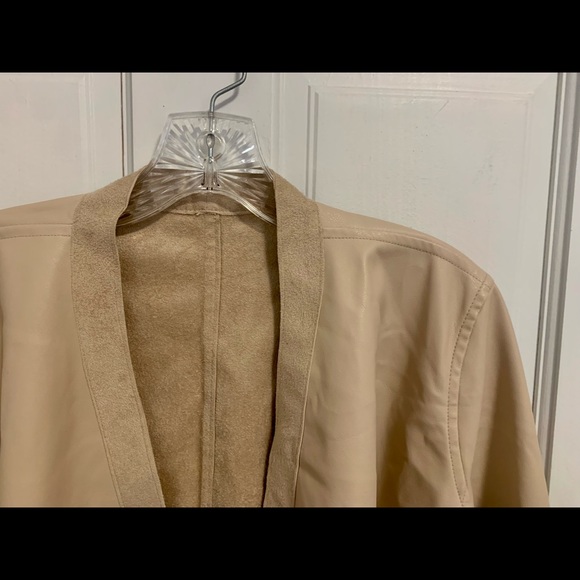 NWOT BB Dakota Teagan Reversible Jacket, Beige, L - Picture 9 of 12